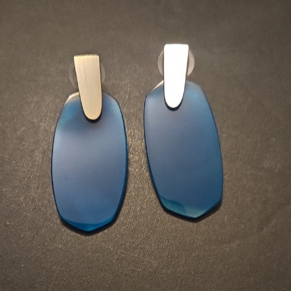 Kendra Scott  Aragon Drop Earrings